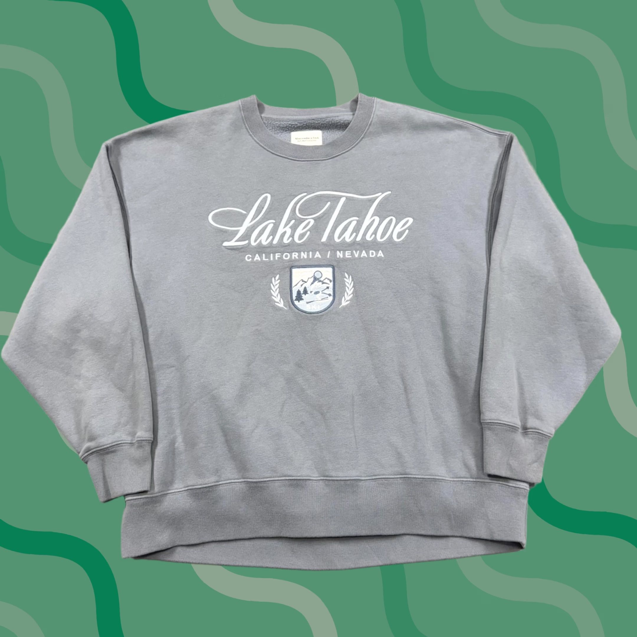 Abercrombie & Fitch Abercrombie & Fitch Sweatshirt Mens XL Gray Fleece Crewneck Pullover Lake Tahoe Ski Outdoor Graphic Print Embroidered Logo Size US XL / EU 56 / 4 - 1 Thumbnail