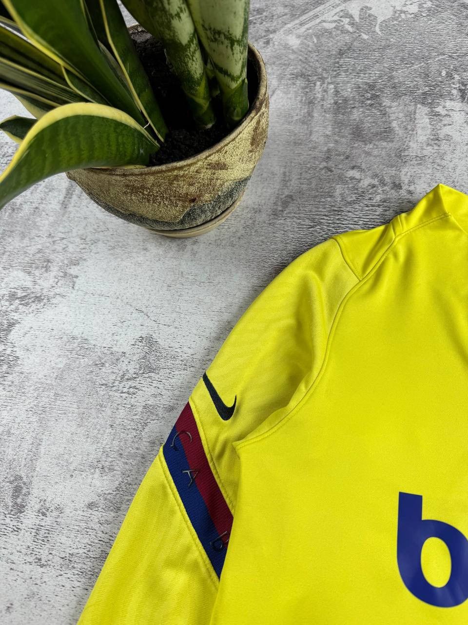 Nike BARCELONA 2021 2022 Training Track Top S Size Nike Soccer Football Shirt Jersey Size US S / EU 44-46 / 1 - 5 Thumbnail