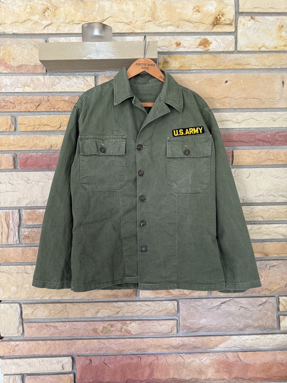 Vintage Vintage 50s HBT US Army Herringbone Twill Jacket Size US M / EU 48-50 / 2 - 1 Thumbnail