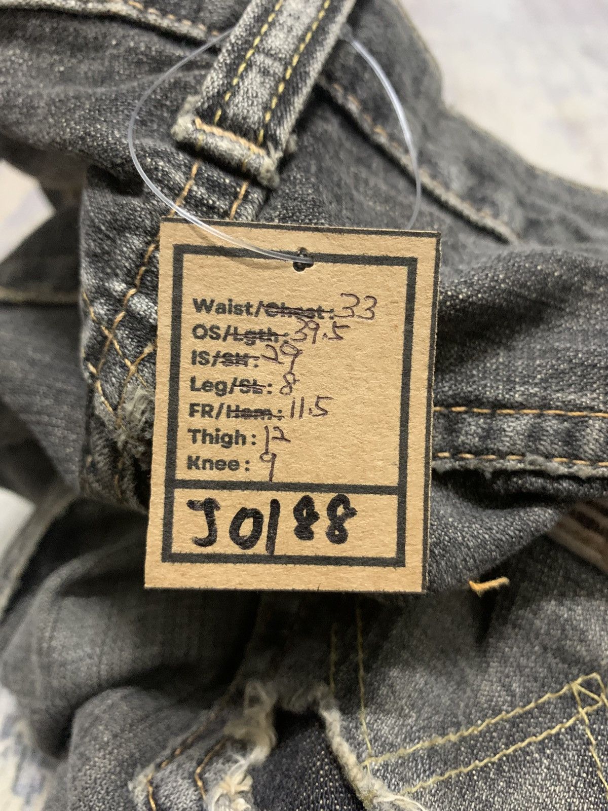 Japanese Brand Vintage Wrangler Distressed Rusty Loose Jeans 31x30 Size US 33 - 16 Thumbnail