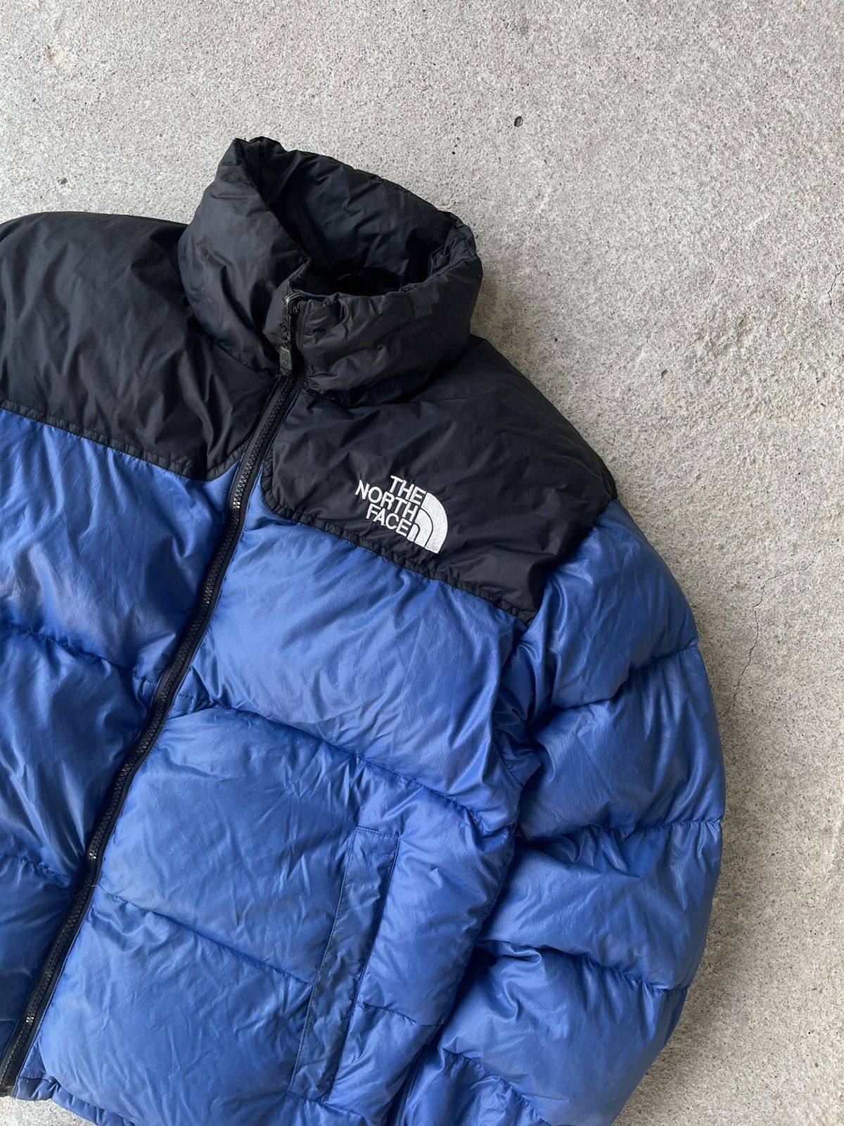 The North Face × Vintage The NorthFace 700 Blue Nuptse Vintage Puffer Jacket Size US M / EU 48-50 / 2 - 11 Thumbnail