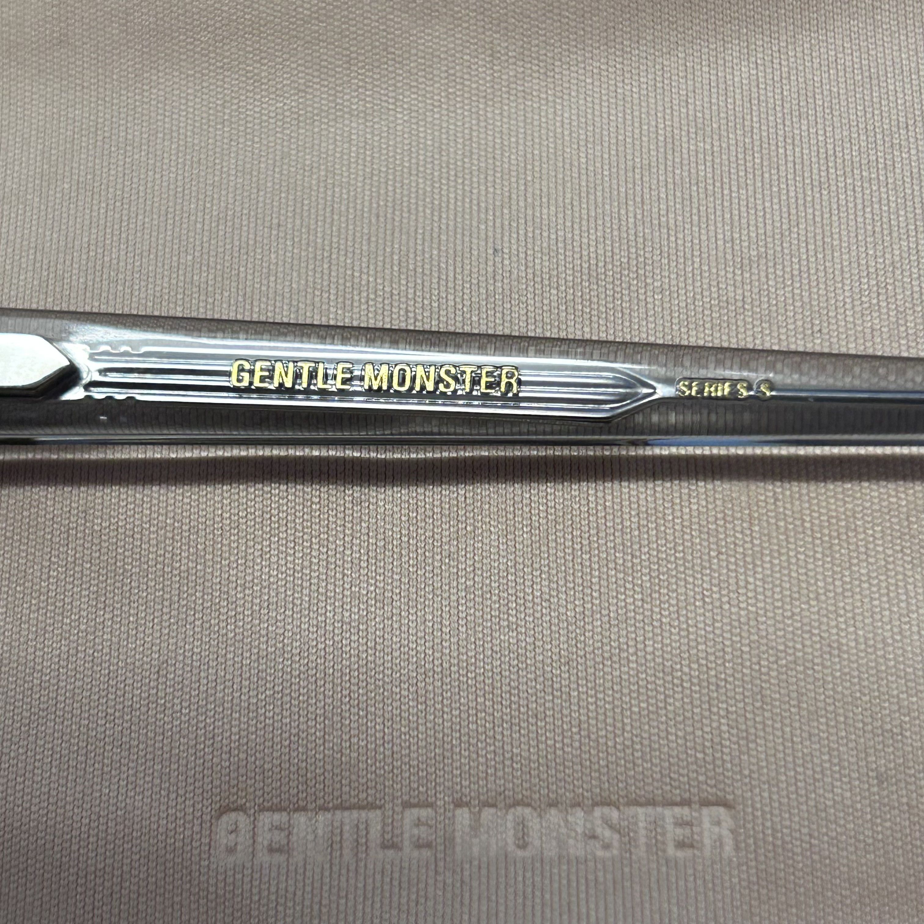 Gentle Monster Gentle Monster South Side N Series S GC4 Gray / Clear Lenses Size ONE SIZE - 7 Thumbnail