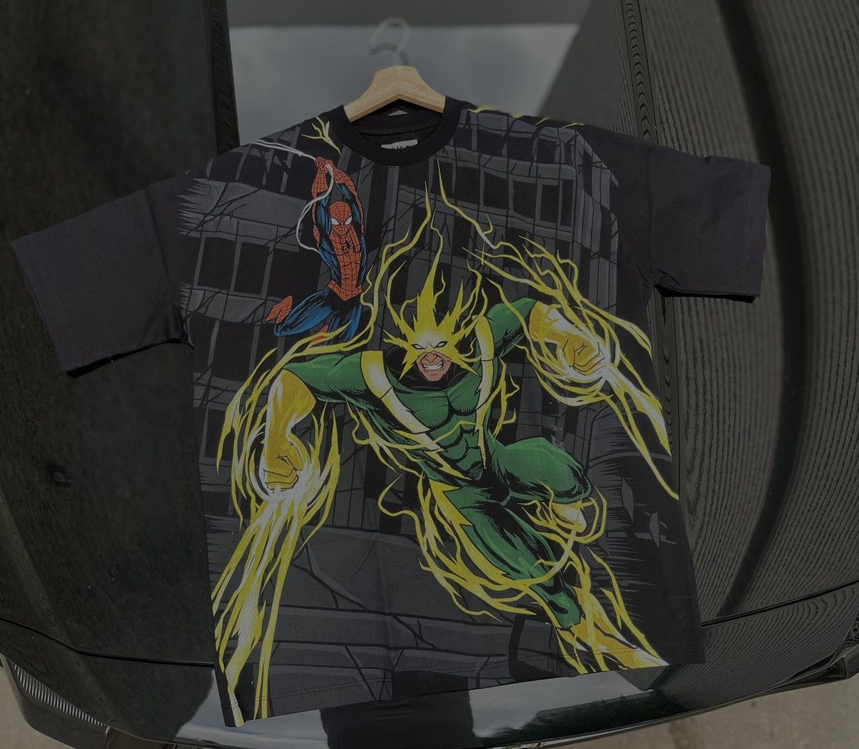 Other The amazing Spider-Man chasing Electro Size US L / EU 52-54 / 3 - 1 Preview