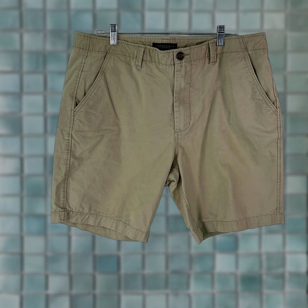 Vintage VINTAGE Aeropostale Mens Beige Cotton Flat Front Mid Rise Chino Shorts Size 36 Regular 8in Inseam Beige Mens Shorts Size US 38 / EU 54 - 1 Thumbnail
