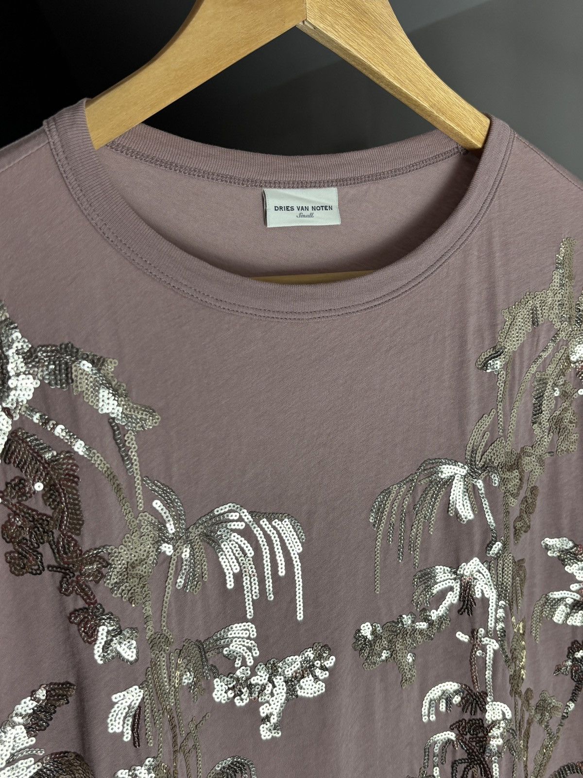 Dries Van Noten Dries Van Noten Sequin Palm Tree Salmon T-Shirt Size US S / EU 44-46 / 1 - 3 Thumbnail