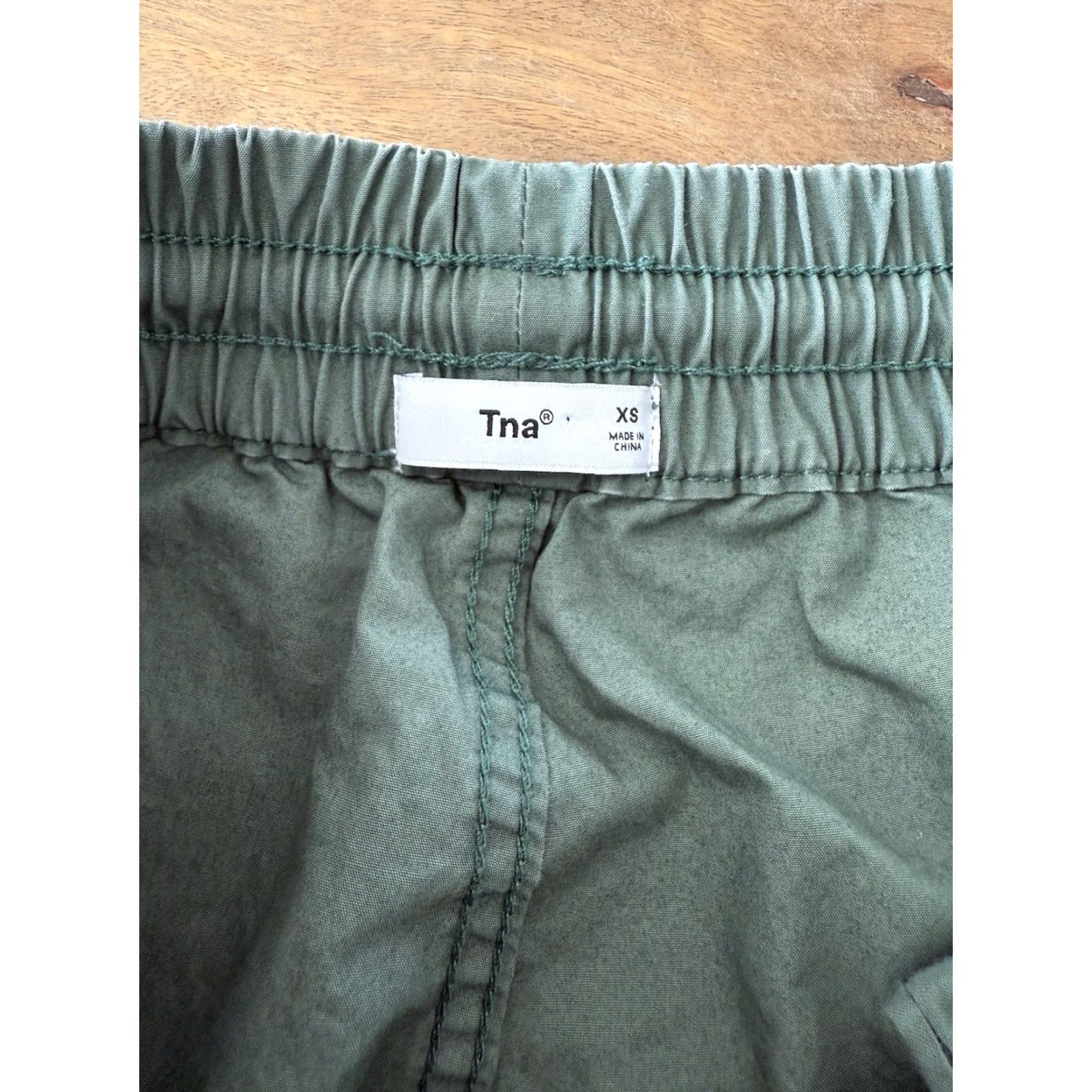 Aritzia Aritzia TNA Track Pants Womens XS Elastic Waist Drawstring Green Twill Jogger Pants City Hip Hop XS Womens Size 27" / US 4 / IT 40 - 3 Thumbnail