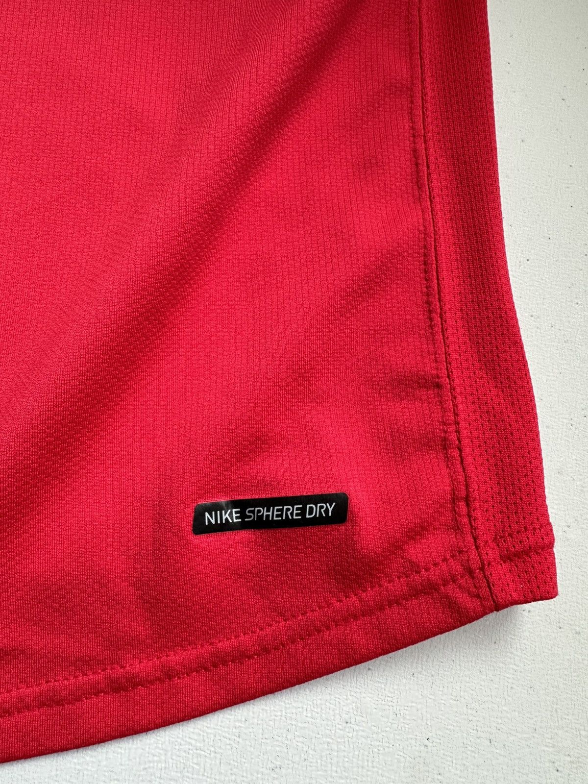Nike Vintage Y2k Liverpool Nike Soccer Jersey Size US M / EU 48-50 / 2 - 6 Thumbnail