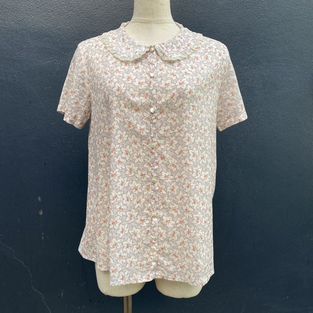 Frapbois FRAPBOIS Cream Floral Peter Pan Blouse Size M / US 6-8 / IT 42-44 - 1 Thumbnail