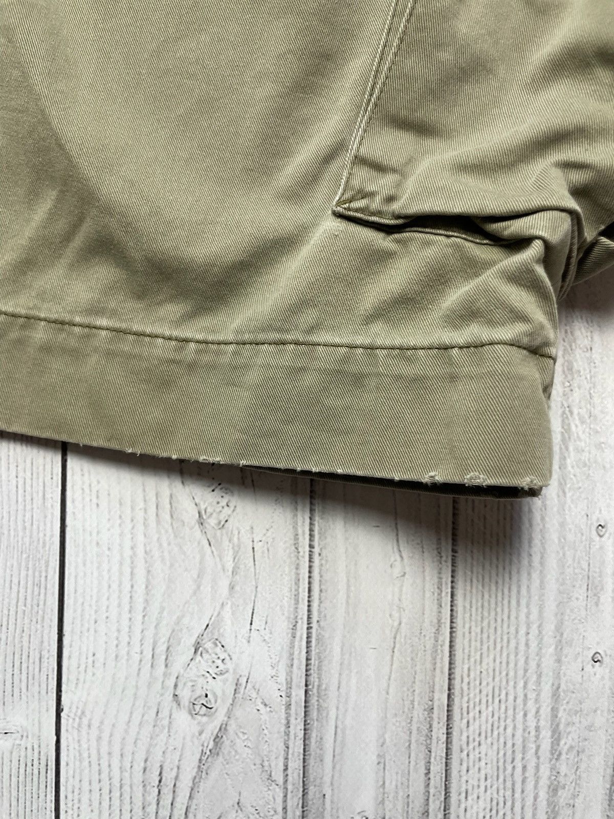 Polo Ralph Lauren Polo Ralph Lauren vintage cargo shorts size 38 Size US 38 / EU 54 - 13 Thumbnail