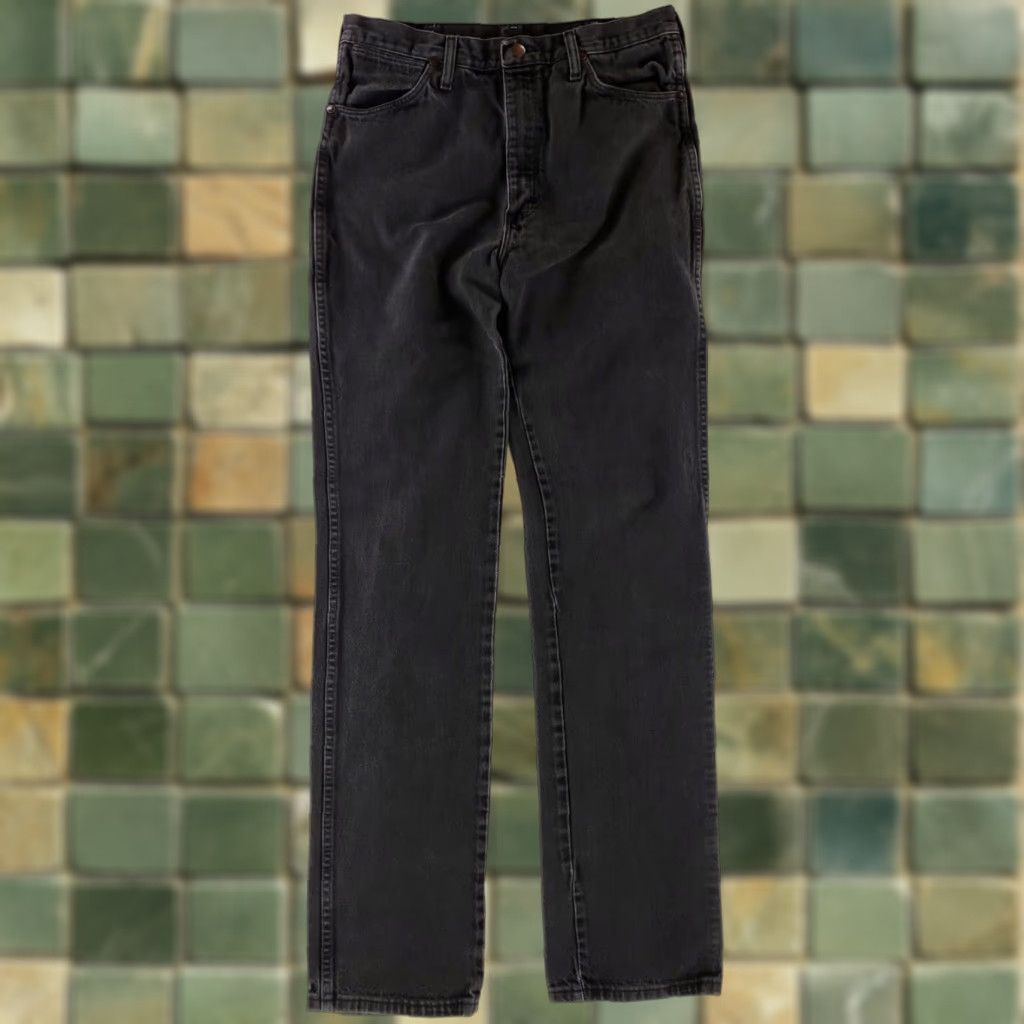 Wrangler VINTAGE Wrangler Jeans Black Made USA 90s 34x38 33x36 Actual Straight Mens 36 Inseam Size US 33 - 1 Thumbnail