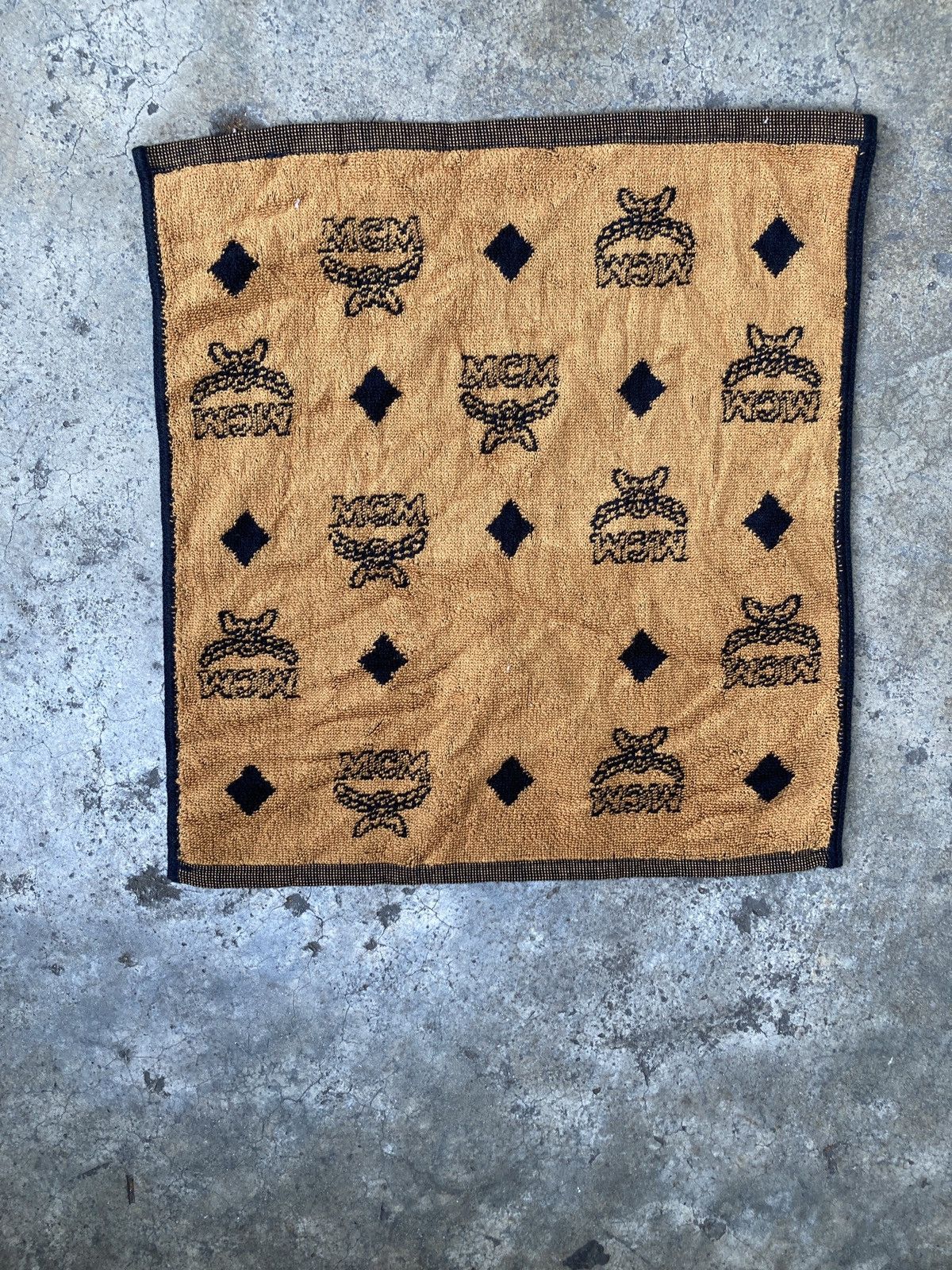Designer × Japanese Brand × MCM MCM Face towel Size ONE SIZE - 2 Thumbnail