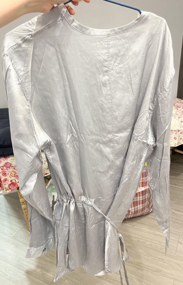 Ann Demeulemeester New Ann Demeulemeester silver silk long shirt. Size XL. . Size XL / US 12-14 / IT 48-50 - 5 Thumbnail