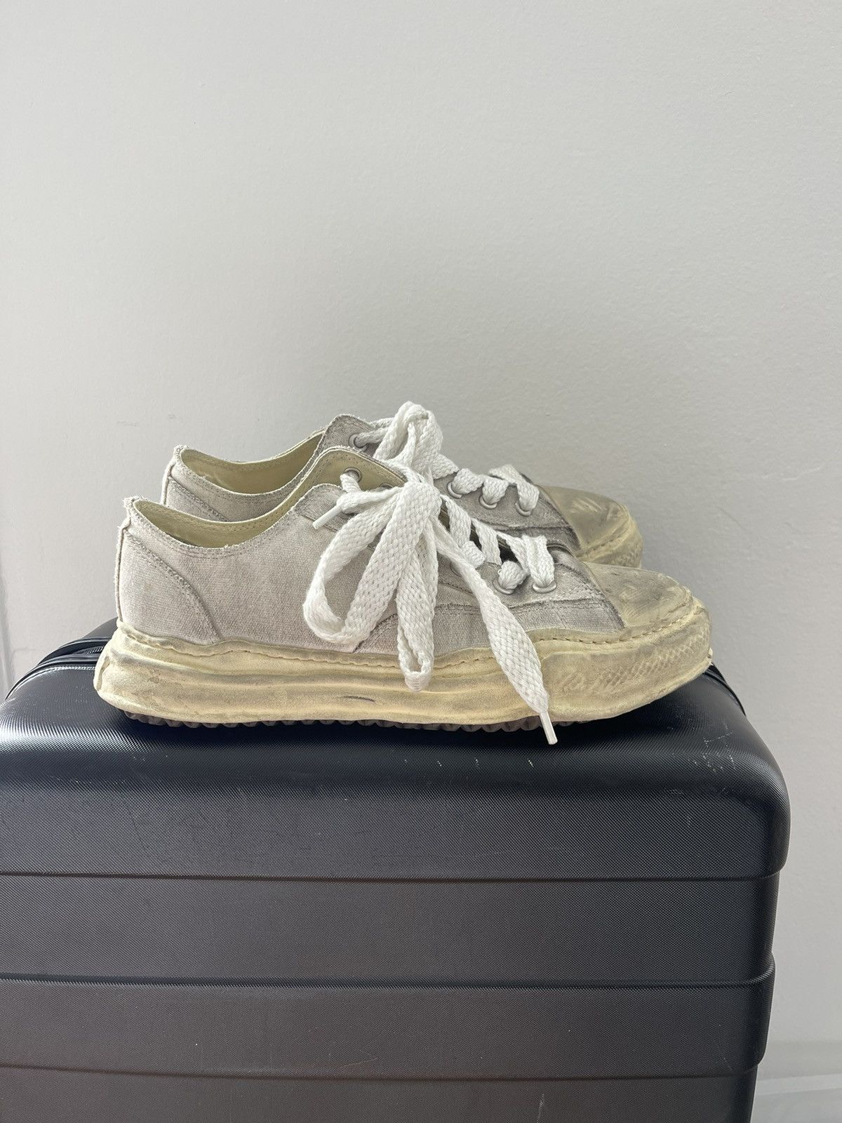Maison Mihara Yasuhiro OG Sole Canvas White Distressed