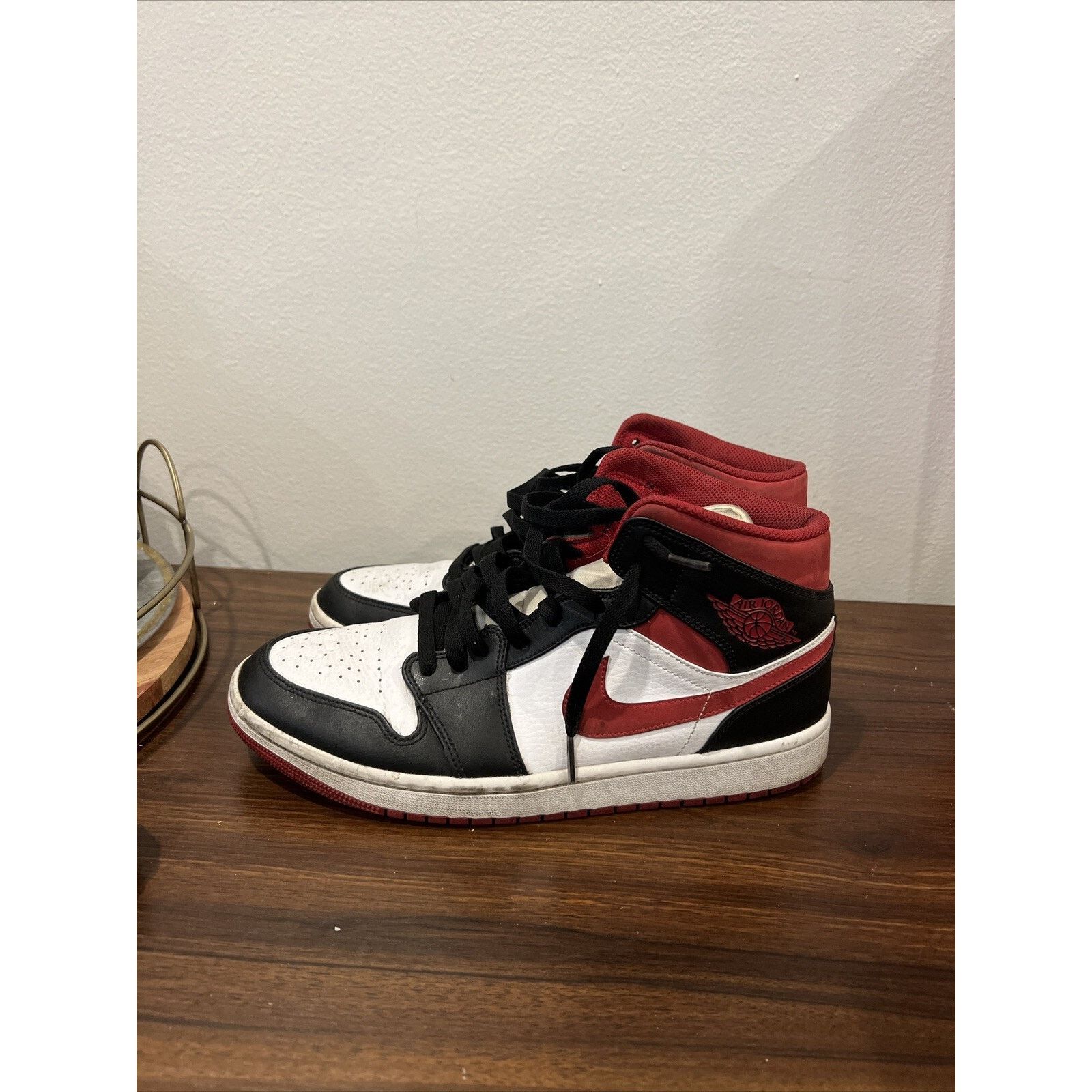Nike Size 10 - Jordan 1 Mid Metallic Red Size US 10 / EU 43 - 1 Thumbnail