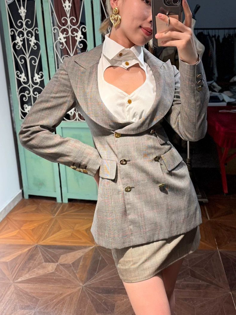 Vivienne Westwood Vivienne Westwood White shirt with hollowed out heart on t Size M / US 6-8 / IT 42-44 - 5 Thumbnail