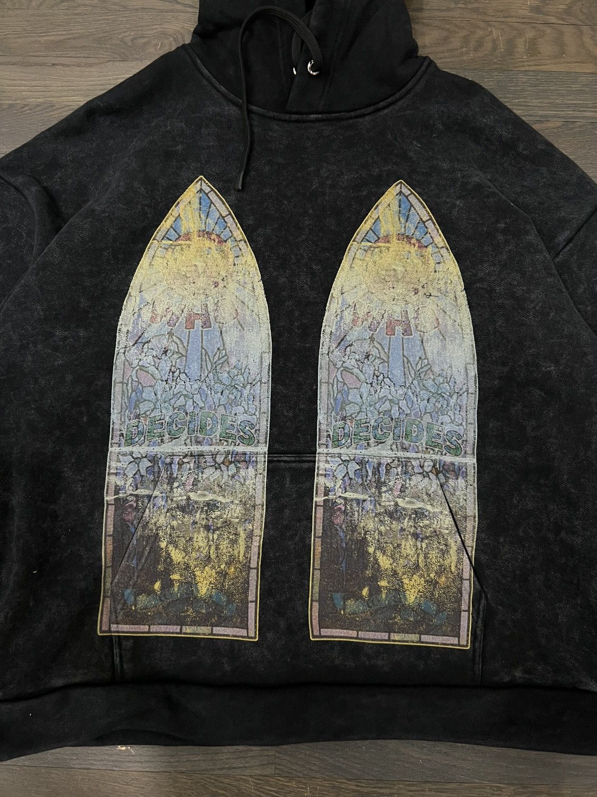 Other Who decides war stained glass motif hoodie Size US M / EU 48-50 / 2 - 2 Thumbnail