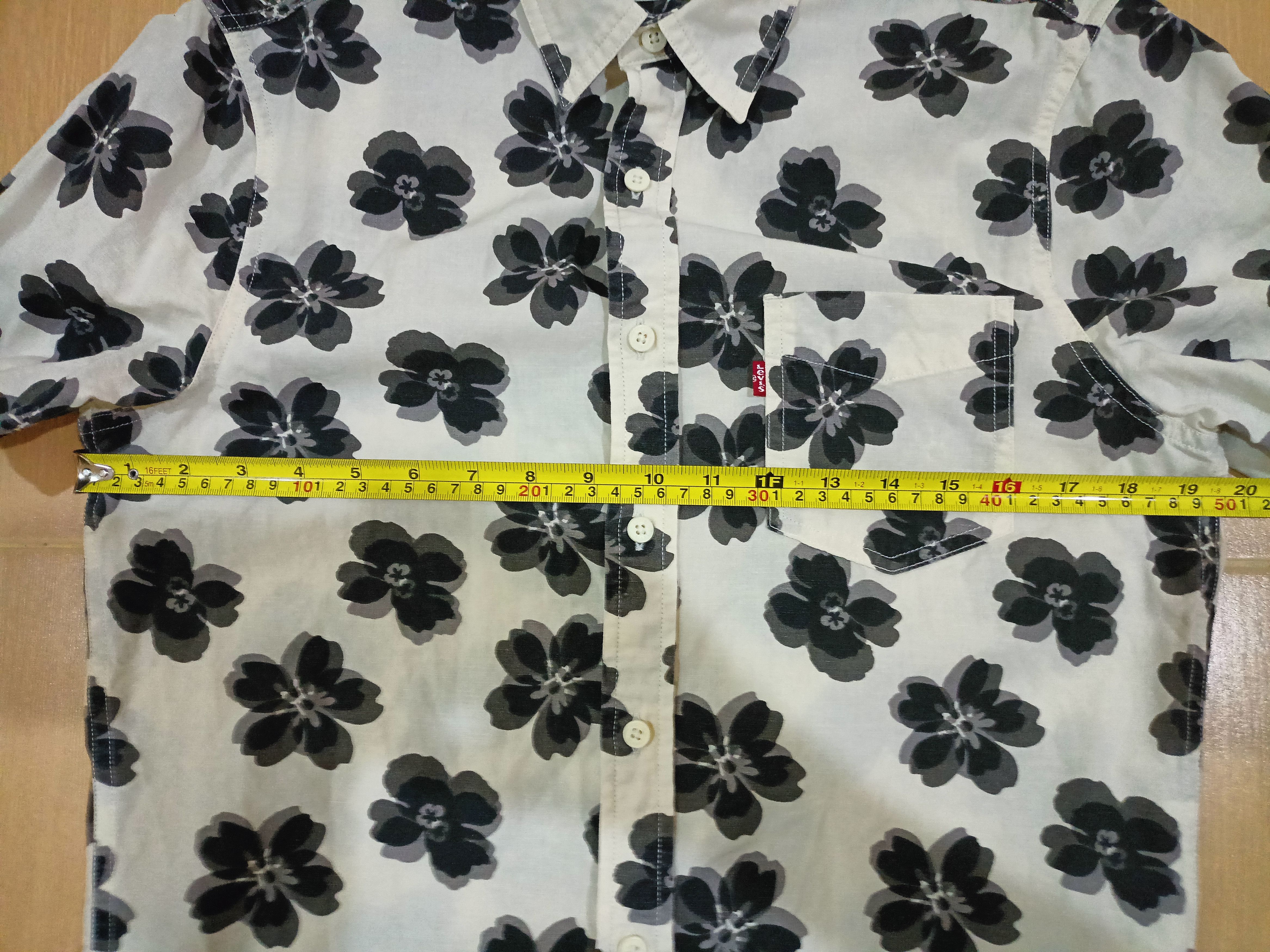 Levi's Levi's Short Sleeve Size US S / EU 44-46 / 1 - 4 Thumbnail