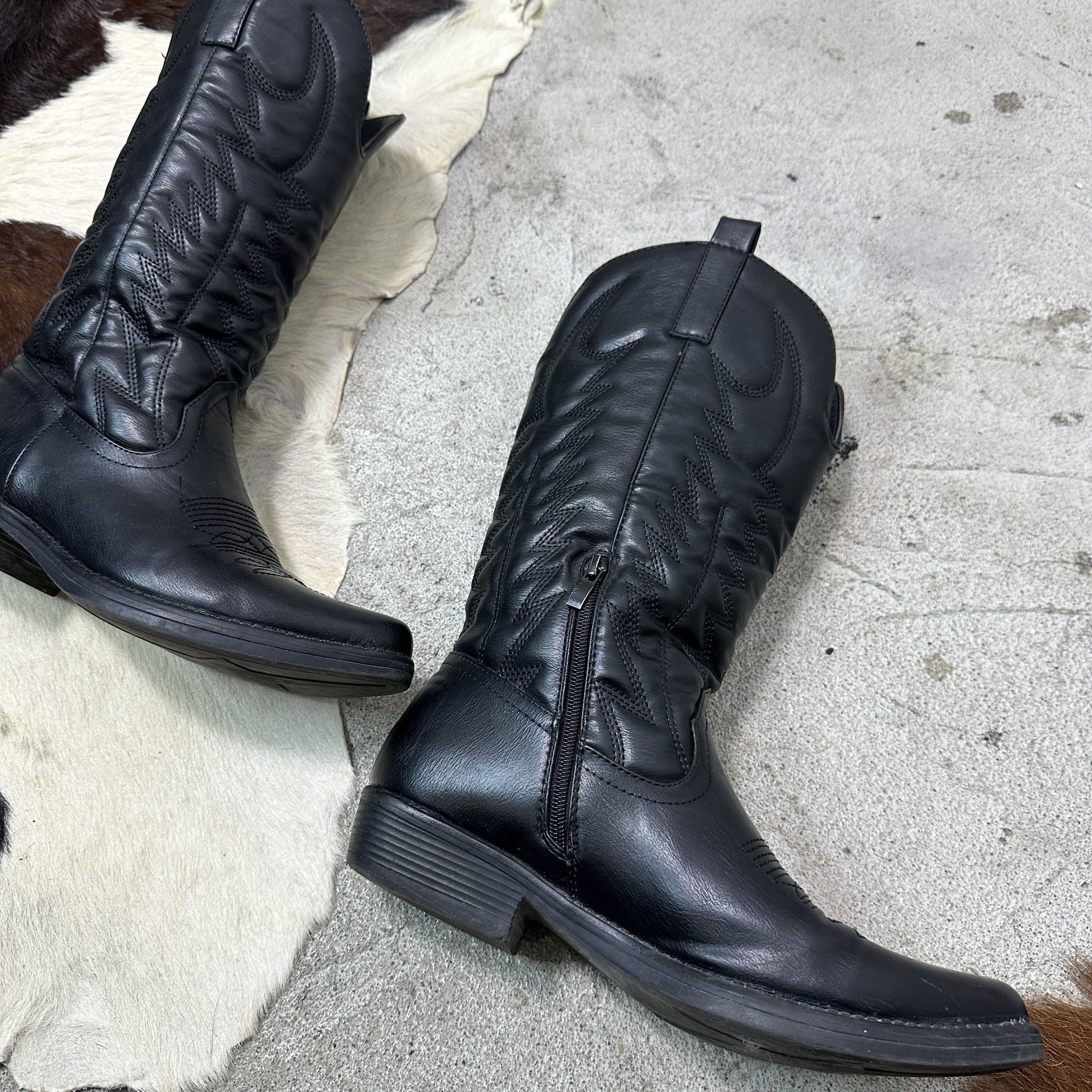 Vintage Vintage Western Faux Leather Cowboy Boots 00s Size US 10 / IT 40 - 10 Thumbnail