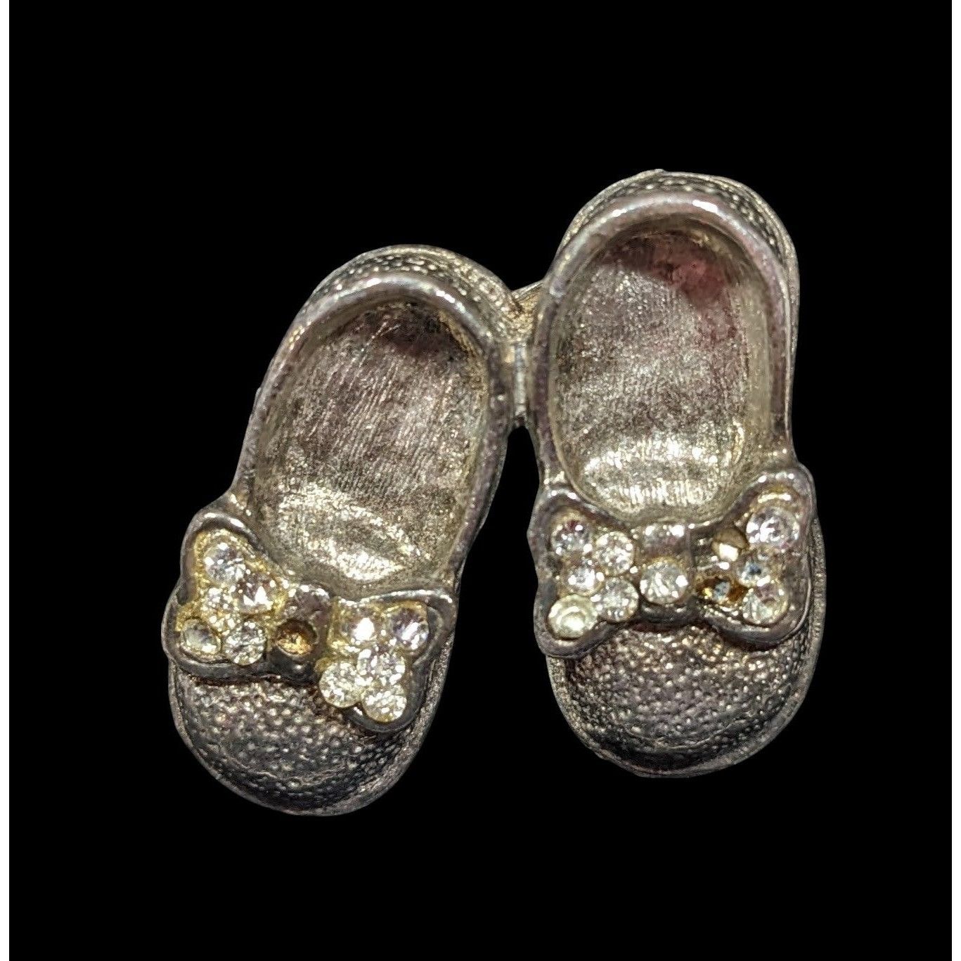 Other Vintage Baby Shoe Brooch Silver Tone With Rhinestones Size ONE SIZE - 1 Thumbnail