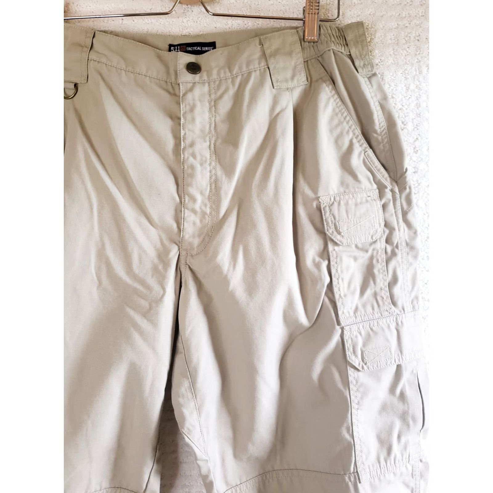 Vintage 5.11 Tactical Pants Mens 36X32 Tan Khaki Cargo Pockets Polyester Cotton Blend Size US 36 / EU 52 - 4 Thumbnail
