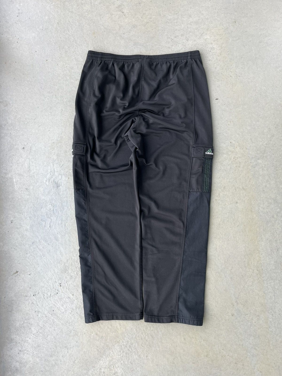 Vintage Vintage Y2K Adidas Black Baggy Sweatpants Size US 36 / EU 52 - 2 Thumbnail