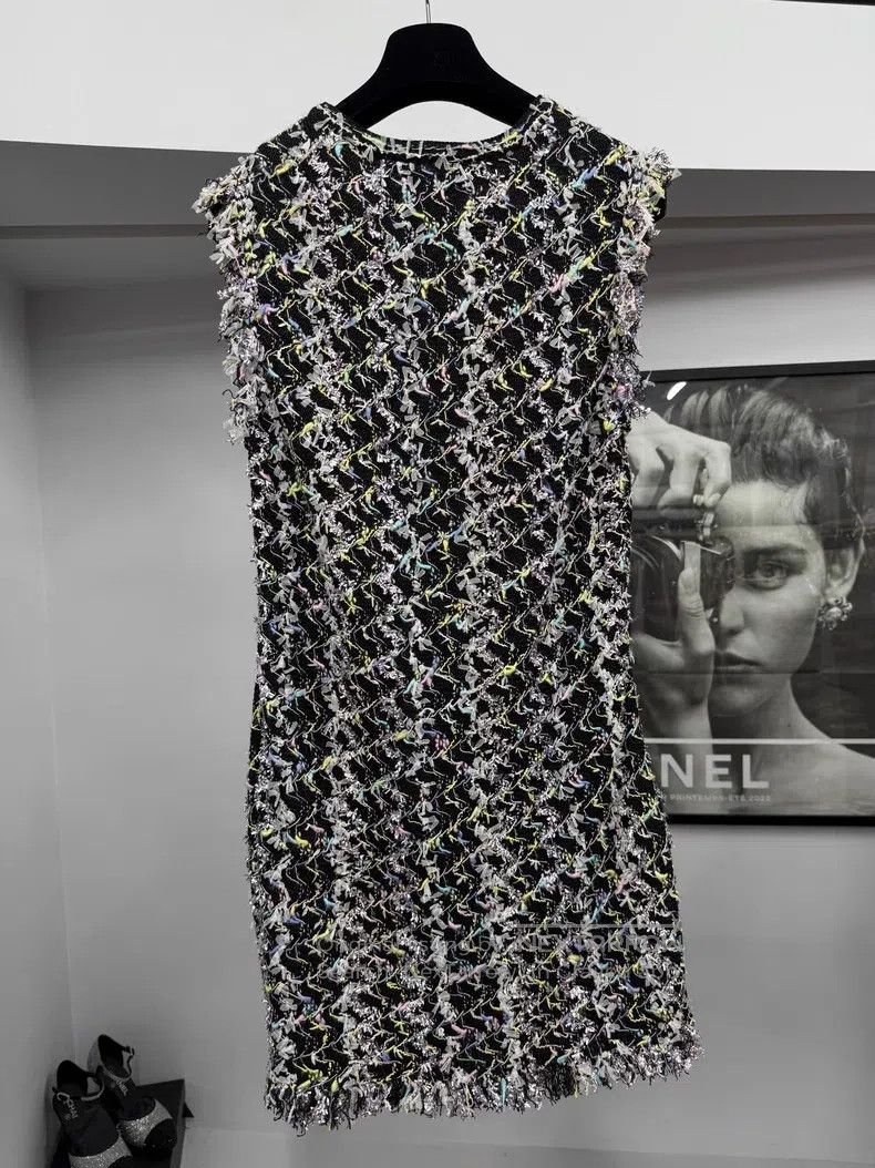 Chanel Chanel 22 spring and summer colourful tweed braided sleeve Size XS / US 0-2 / IT 36-38 - 3 Thumbnail