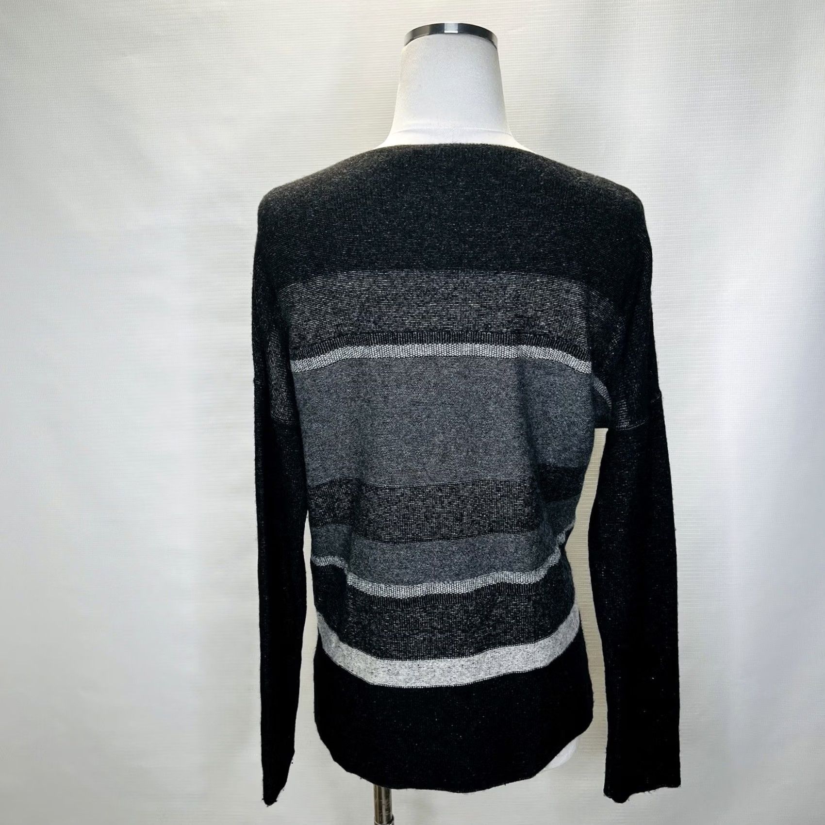 Vince Vince Striped Knit Cashmere Wool Pullover Sweater Shirt? Size M / US 6-8 / IT 42-44 - 3 Thumbnail