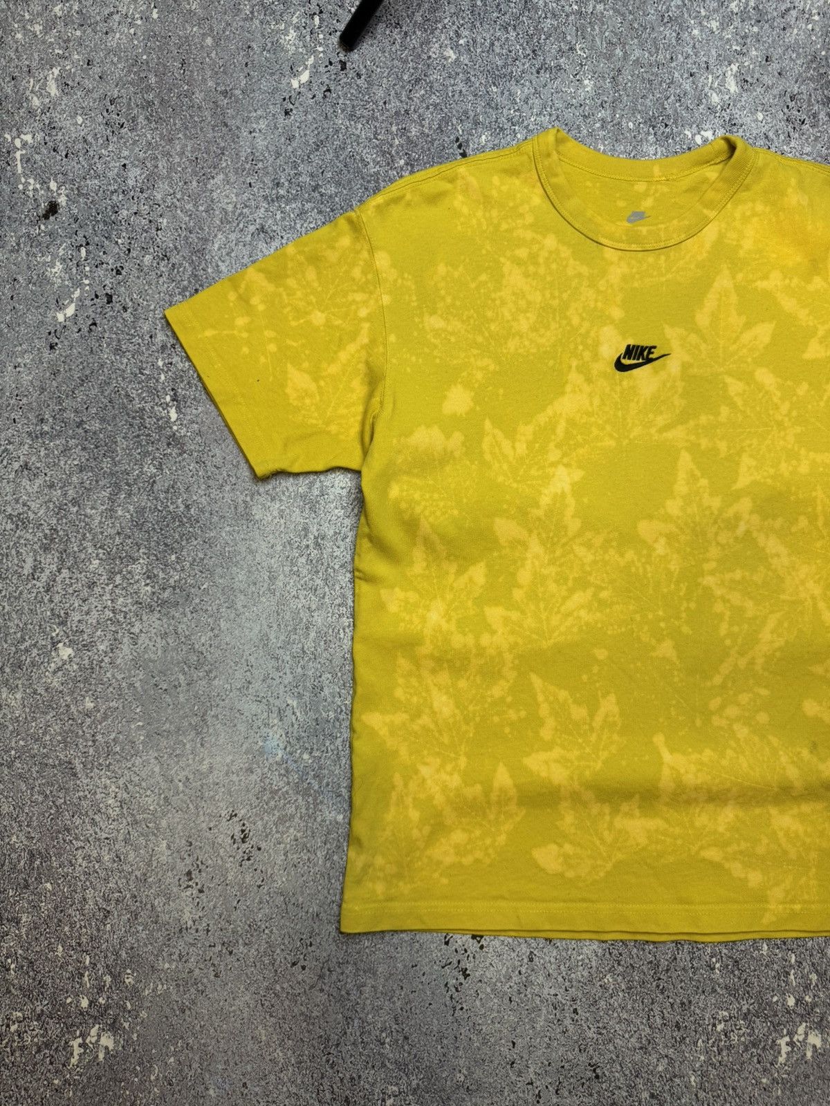 Nike 💥CRAZY TIE DYE NIKE LEAVES TEE REALTREE STYLE Size US M / EU 48-50 / 2 - 4 Thumbnail