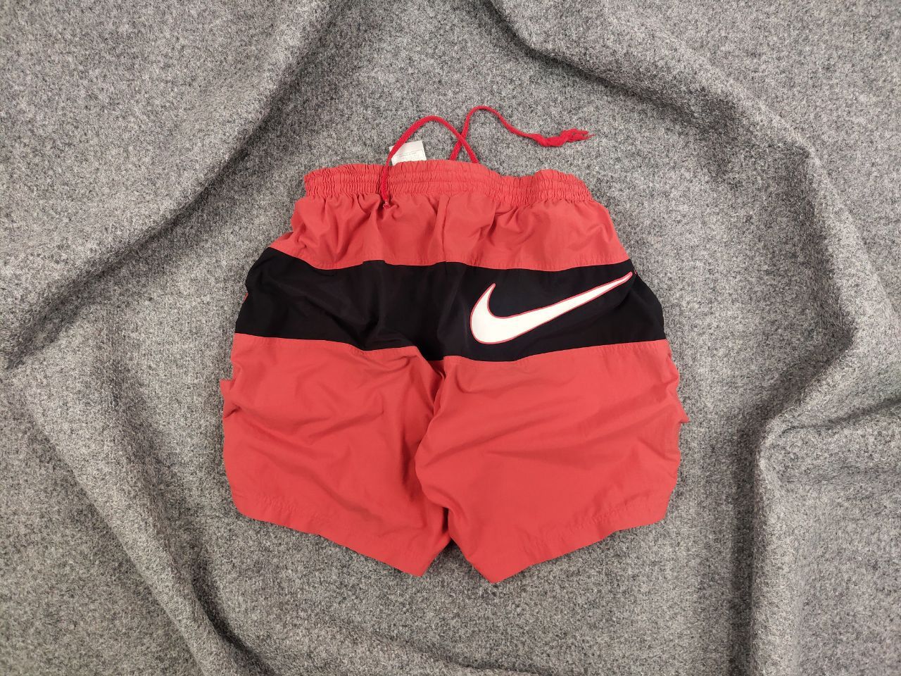 Nike Vintage 90's Nike Big Swoosh Nylon Red Black Casual Shoes Size US 34 / EU 50 - 1 Thumbnail