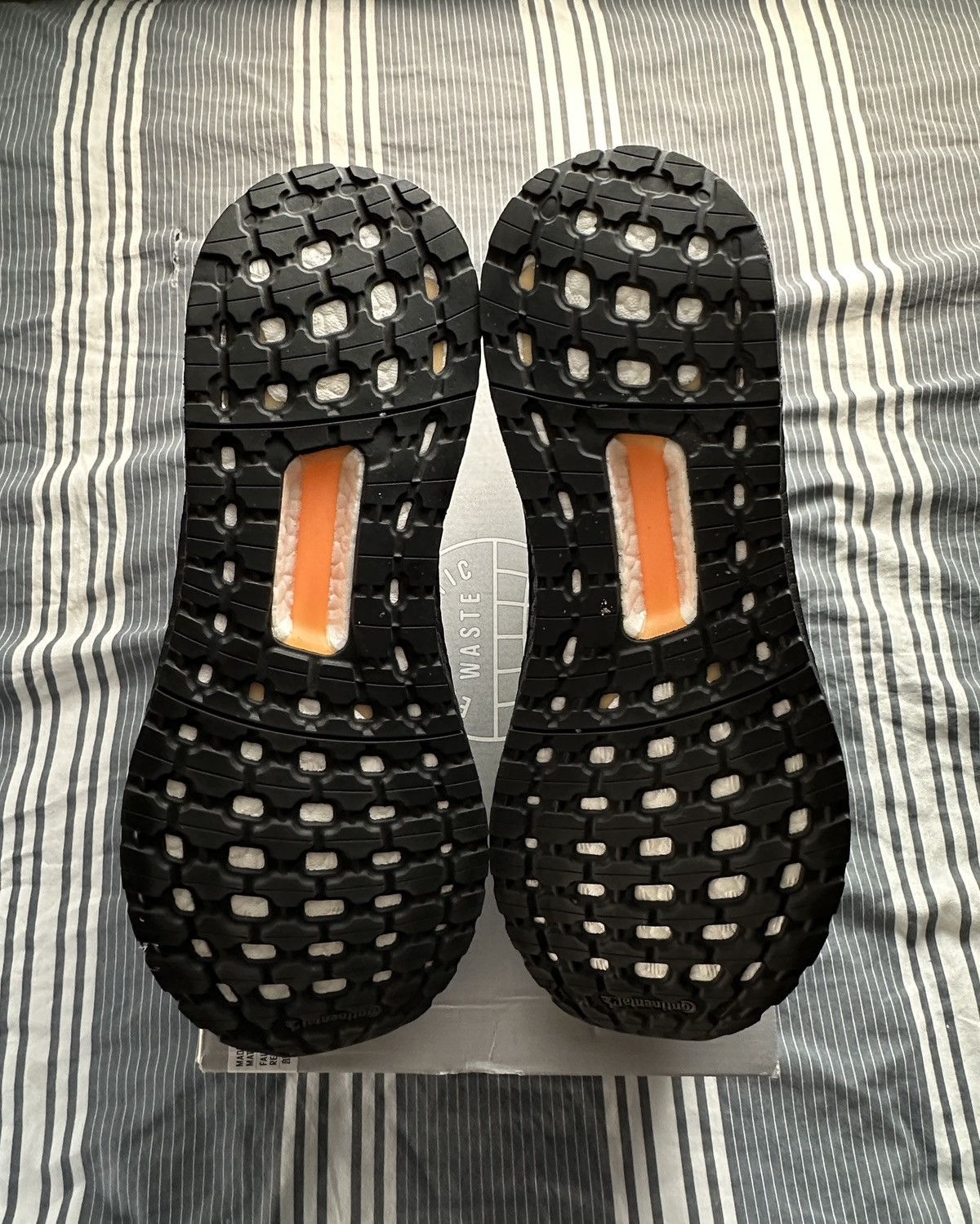 Adidas Adidas Ultraboosts Size US 11 / EU 44 - 7 Thumbnail