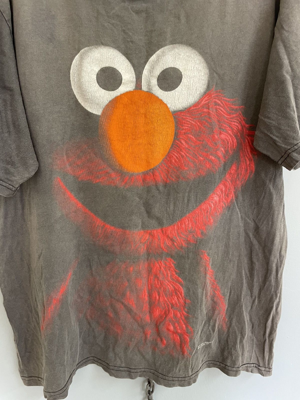 Cartoon Network Vintage ELMO Sesame Street sun faded t shirt Size US L / EU 52-54 / 3 - 5 Thumbnail