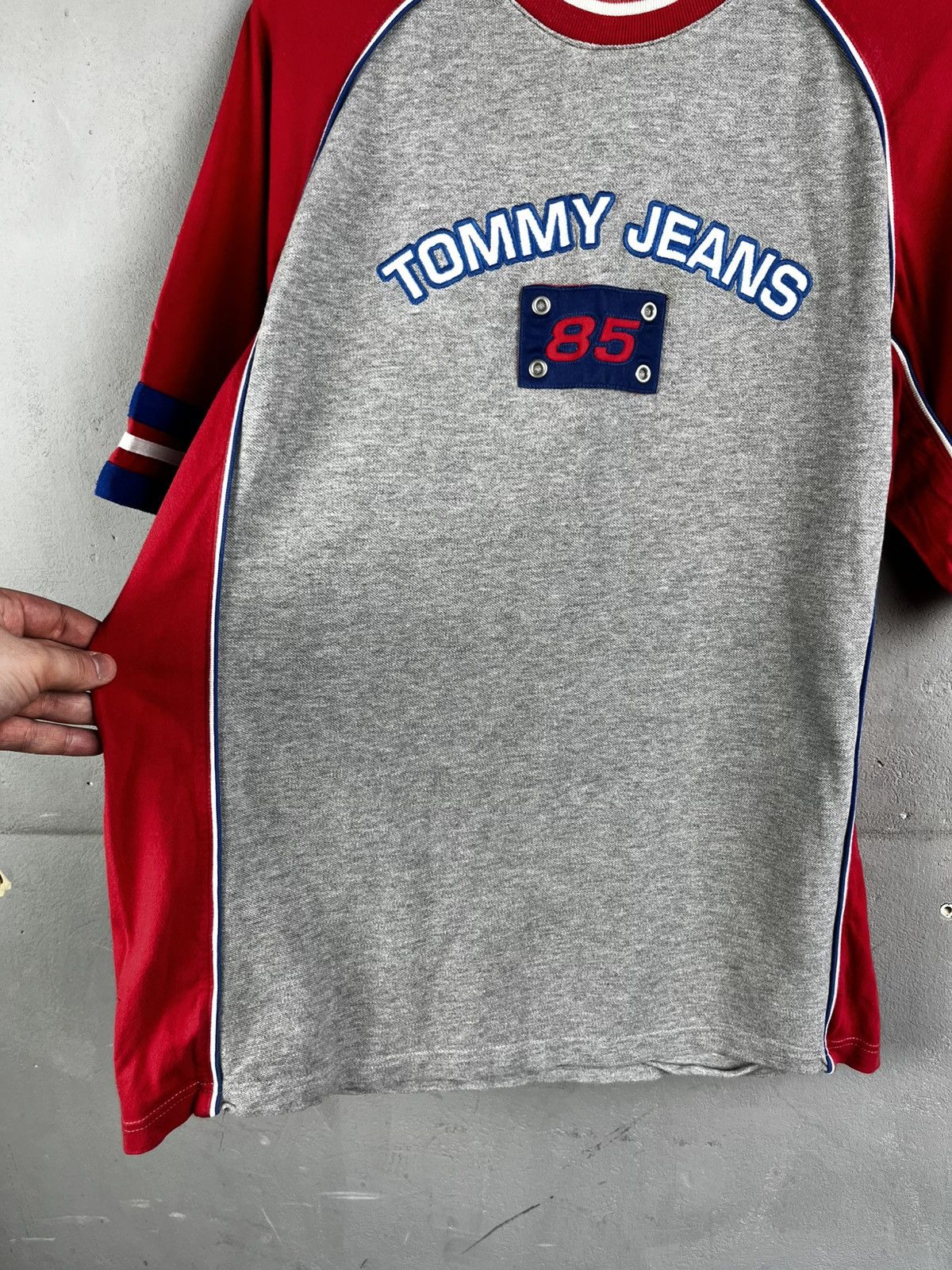 Tommy Hilfiger Tommy t shirt vintage 90s Size US M / EU 48-50 / 2 - 4 Thumbnail