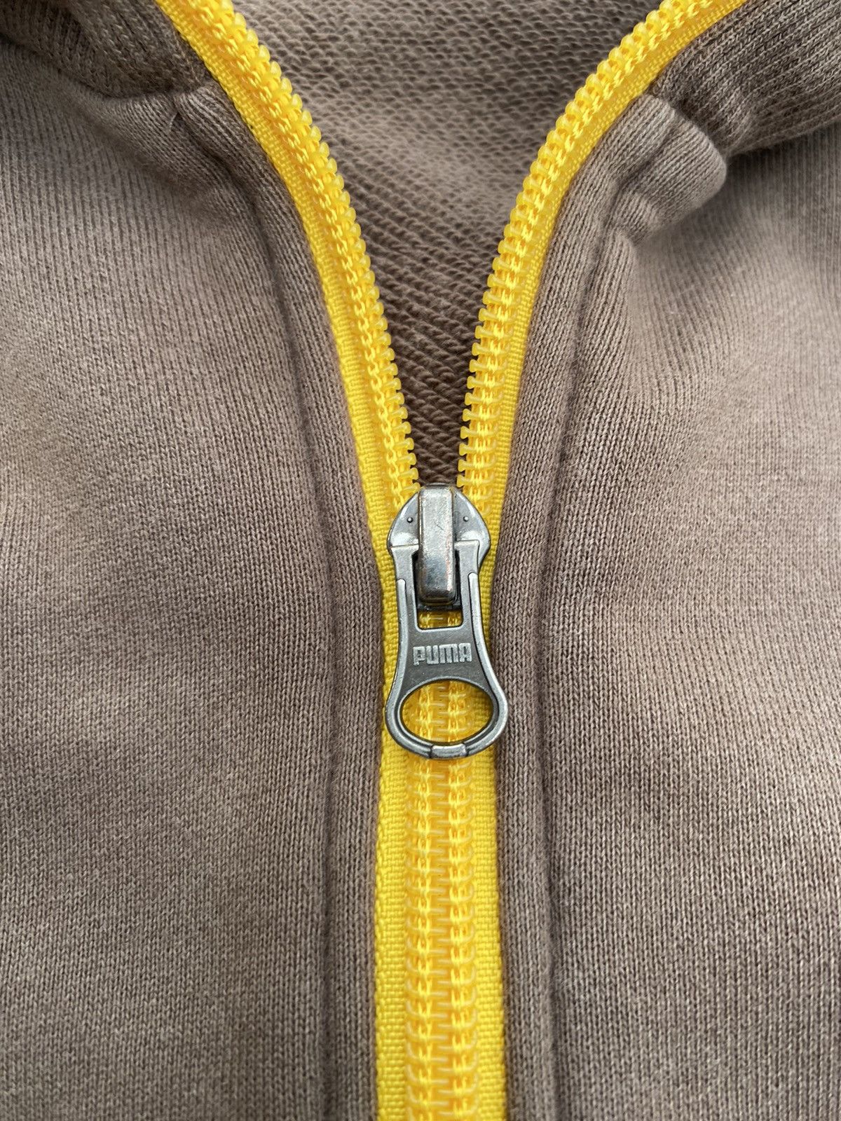 Puma Vintage Puma Full Zipper Sweater Distressed Size US L / EU 52-54 / 3 - 4 Thumbnail