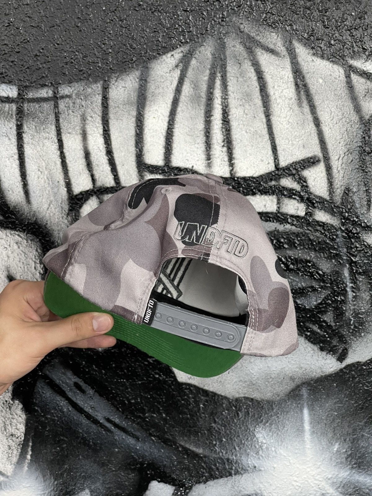 Undefeated Undefeated Camo Gray Hat Cap Men’s Size ONE SIZE - 7 Thumbnail