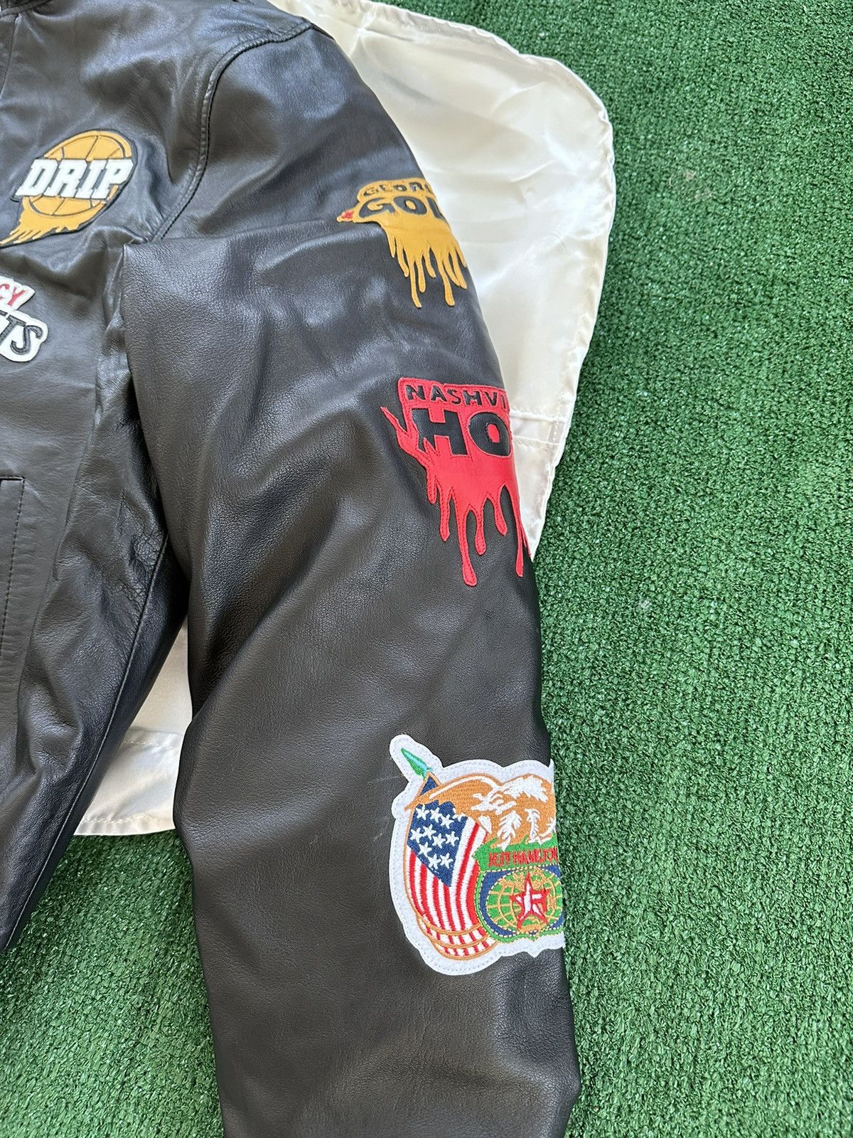 Jeff Hamilton Jeff Hamilton Tyrese Haliburton KFC Leather Jacket Sz Large Size US L / EU 52-54 / 3 - 4 Thumbnail