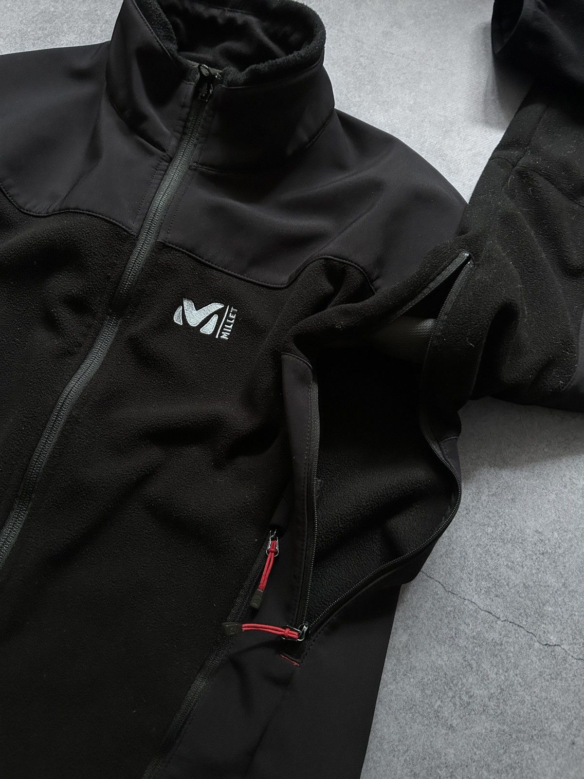 Other Millet Dual Soft Shell jacket men’s outdoors size M Size US M / EU 48-50 / 2 - 3 Thumbnail