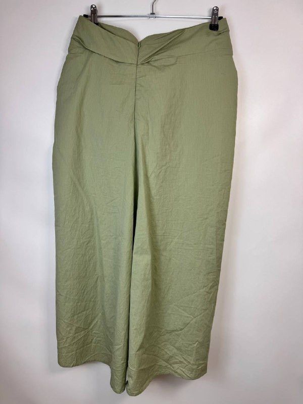 Brunello Cucinelli Brunello Cucinelli Skirt Pale Green Midi Front Drape Size 10 Size 32" / US 10 / IT 46 - 7 Thumbnail