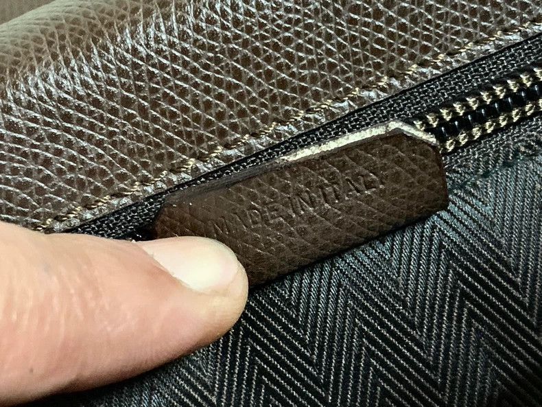 Givenchy Givenchy Vintage limited edition! Cowhide briefcase, hand- Size ONE SIZE - 9 Thumbnail