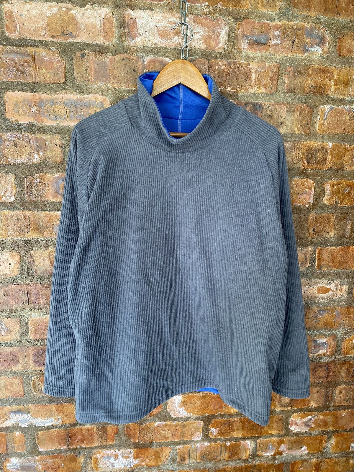 Vtg 2000s Nike ACG thermal contra stitch reversible