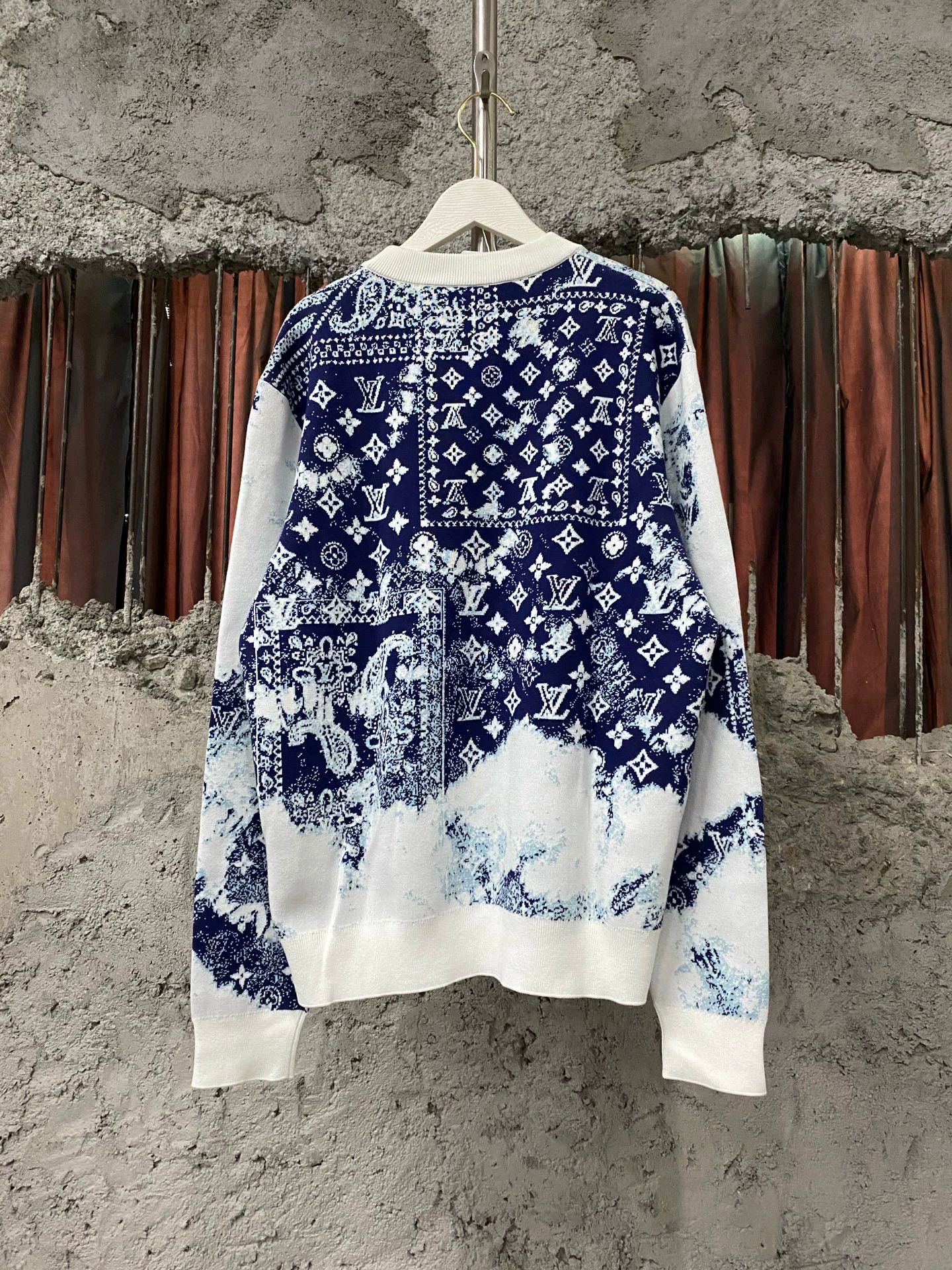 Louis Vuitton LV Ink Print Sweatshirt XS Size US XS / EU 42 / 0 - 2 Thumbnail
