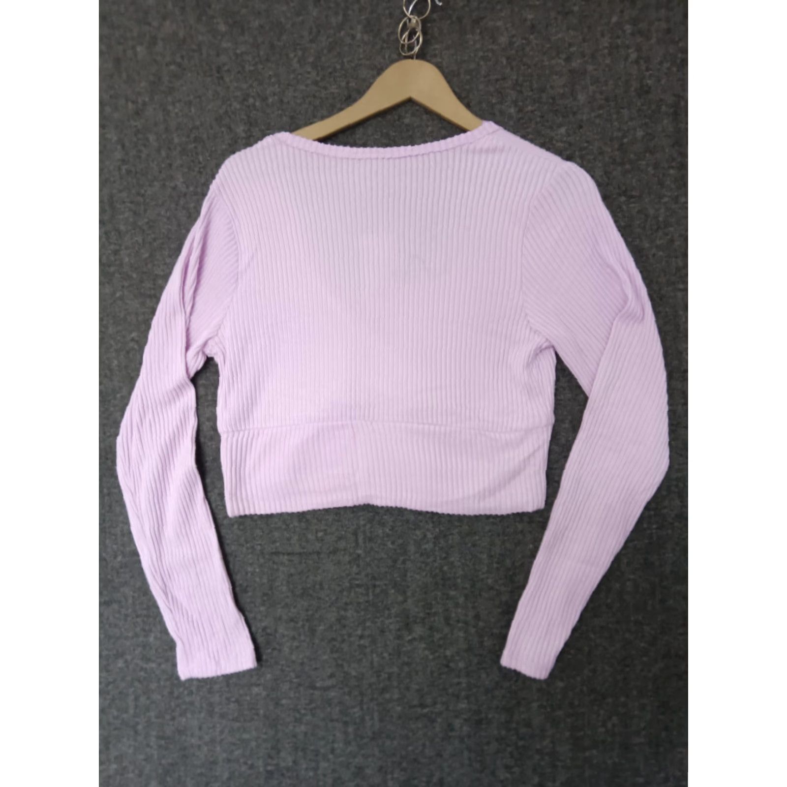 Vintage Wild Fable Women's T-Shirt Cropped Long Sleeve Lavender XL Ribbed V-Neck Top Size XL / US 12-14 / IT 48-50 - 2 Thumbnail