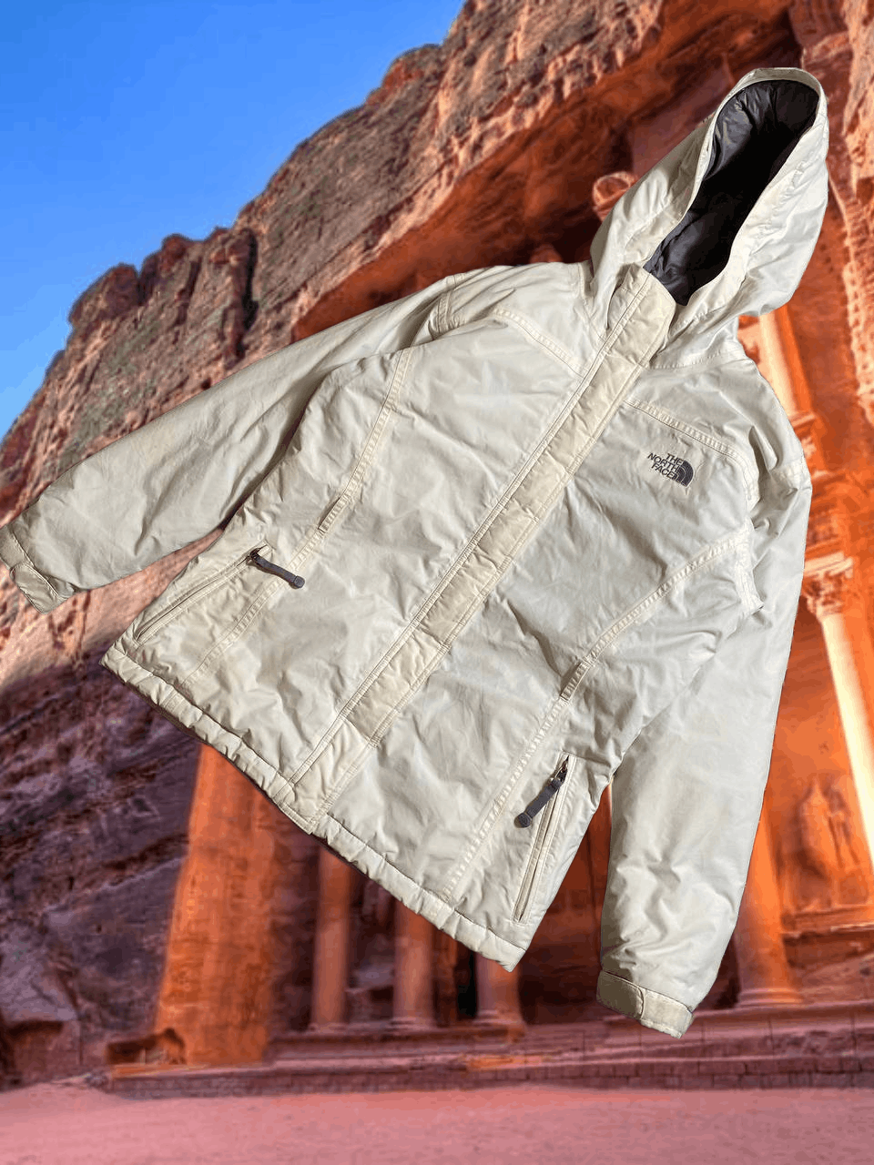 The North Face vintage TNF Y2K White jacket The North Face Streetwear Size US S / EU 44-46 / 1 - 1 Thumbnail