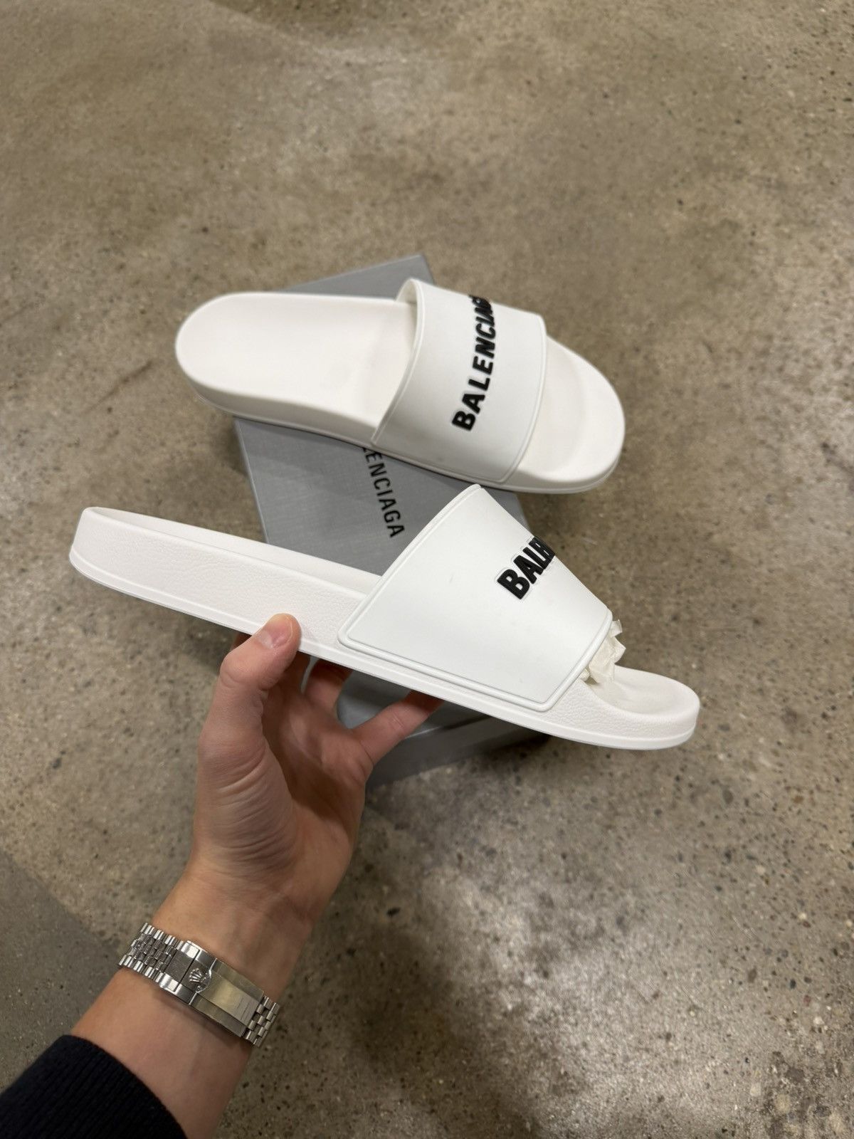 Balenciaga Balenciaga Rubber Slides NEW 500$ Size US 9 / EU 42 - 2 Thumbnail