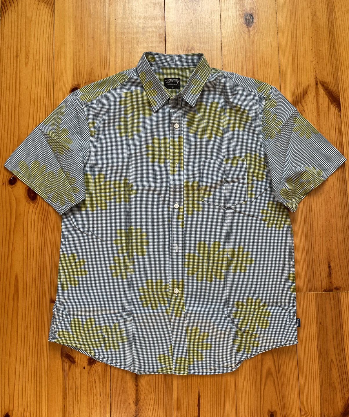 Stussy Stussy Vintage Floral Pattern Shirt Button Up Size L Size US L / EU 52-54 / 3 - 1 Thumbnail