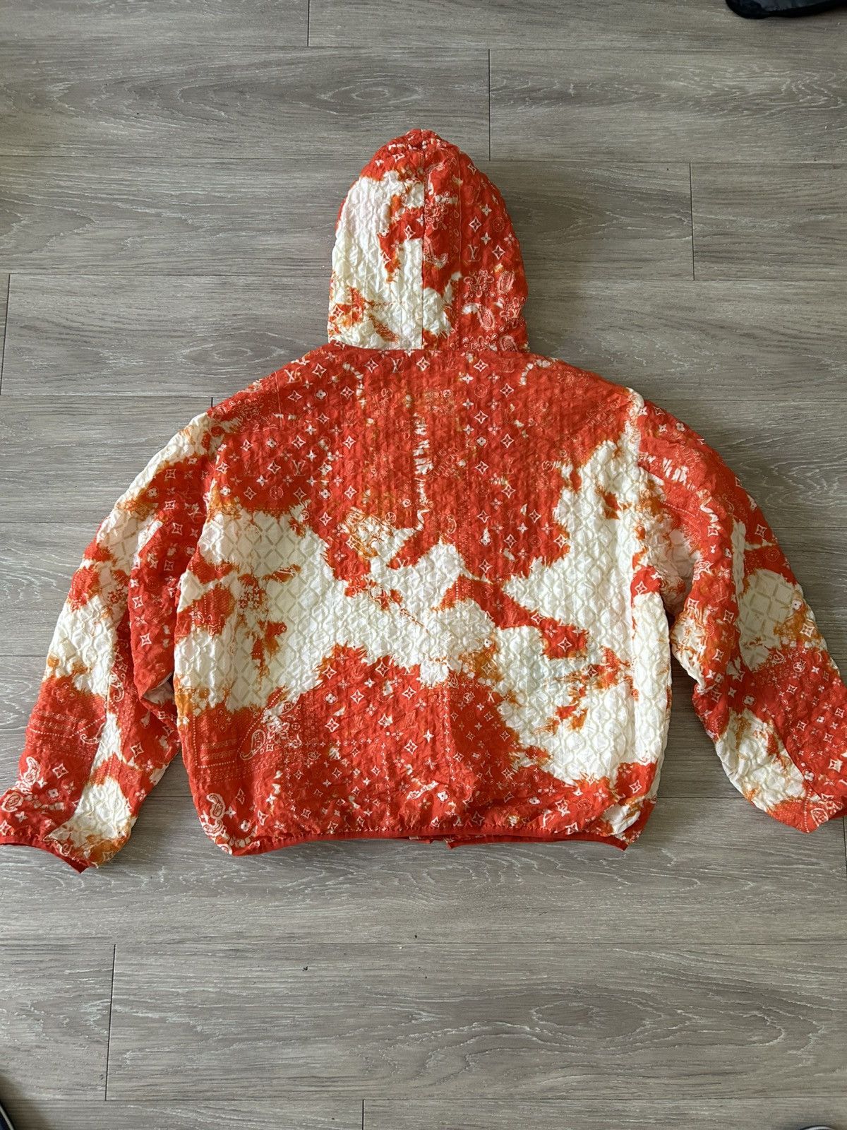 Louis Vuitton Louis Vuitton Orange Bleached Bandana Monogram Jacket Size US M / EU 48-50 / 2 - 2 Thumbnail