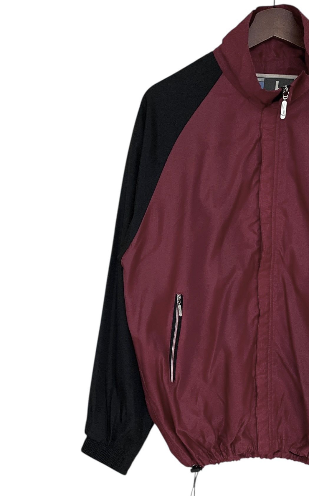 Nike × Vintage Vintage Brand Nike Windbreaker Nylon Jacket 1990s Size US L / EU 52-54 / 3 - 3 Thumbnail