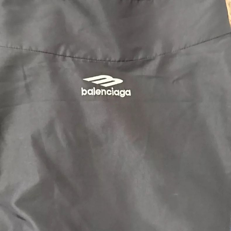 Balenciaga Balenciaga Patchwork off shoulder shrug school uniform jac Size US M / EU 48-50 / 2 - 4 Thumbnail