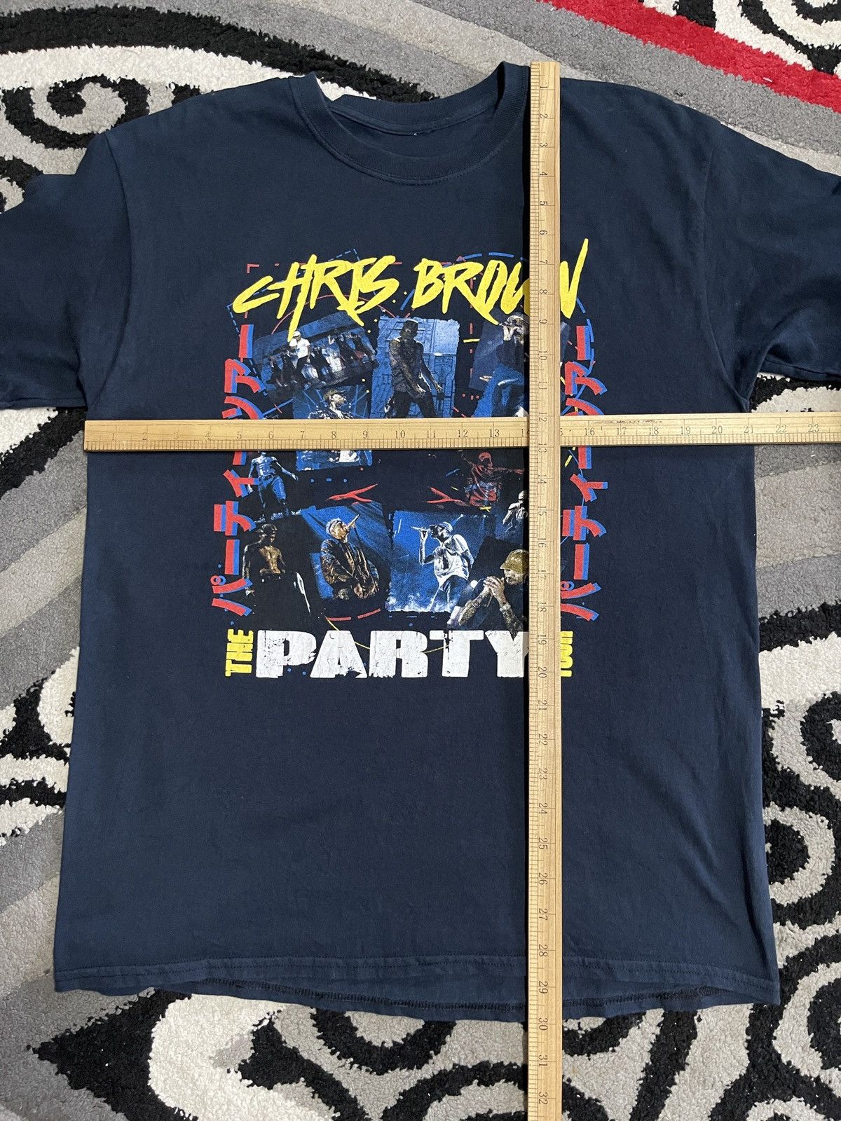 Band Tees Vintage Chris Brown The Party Tour Band Tee Size US M / EU 48-50 / 2 - 9 Thumbnail