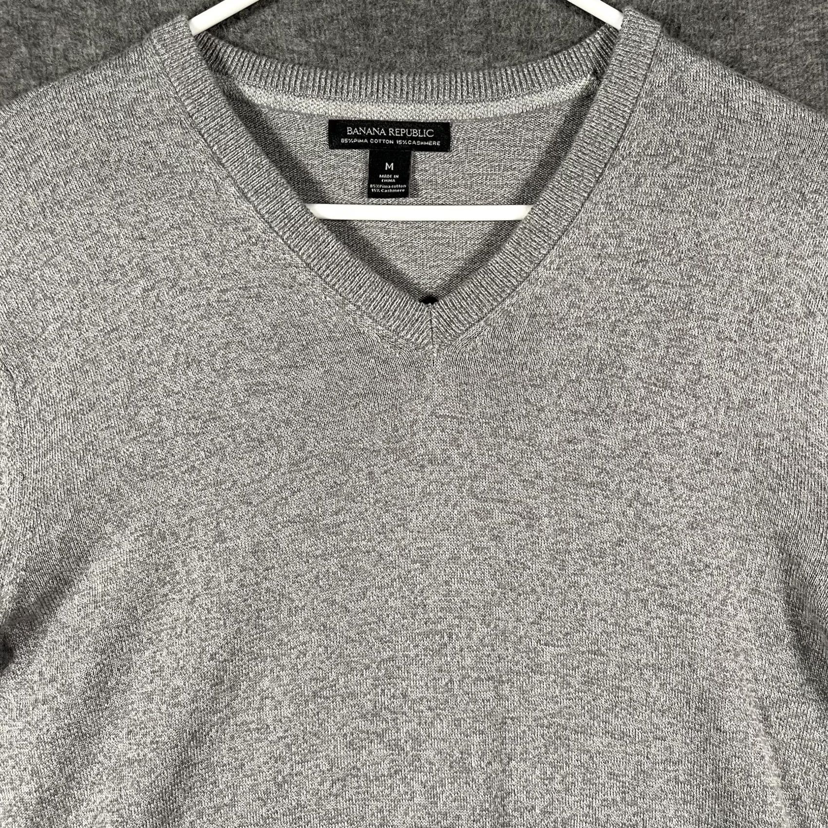 Banana Republic Banana Republic Sweater Mens Medium Gray V-Neck Pima Cotton Cashmere Knit Size US M / EU 48-50 / 2 - 2 Thumbnail