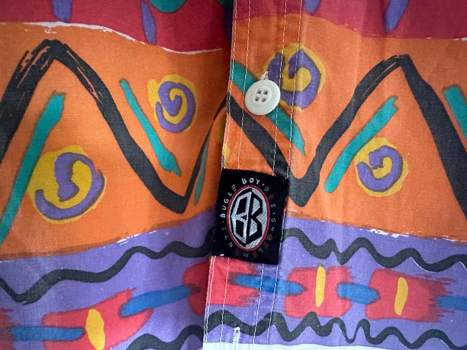 Designer 90s Bugle Boy Mens shirt M Button Surf Beach Geo 80s Vintage Size US M / EU 48-50 / 2 - 4 Thumbnail